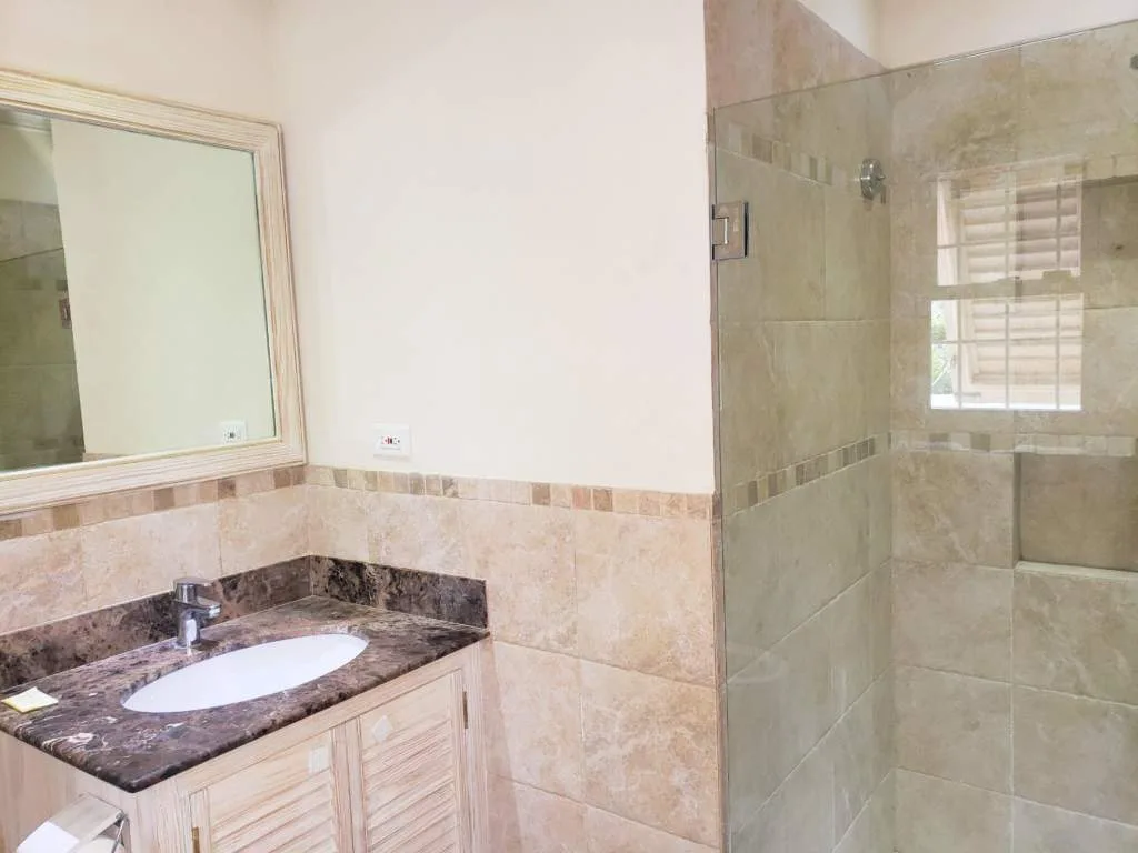 Cane Vale Beach House, 6-bedroom villa for rent in Oistins, Barbados - photograph 25