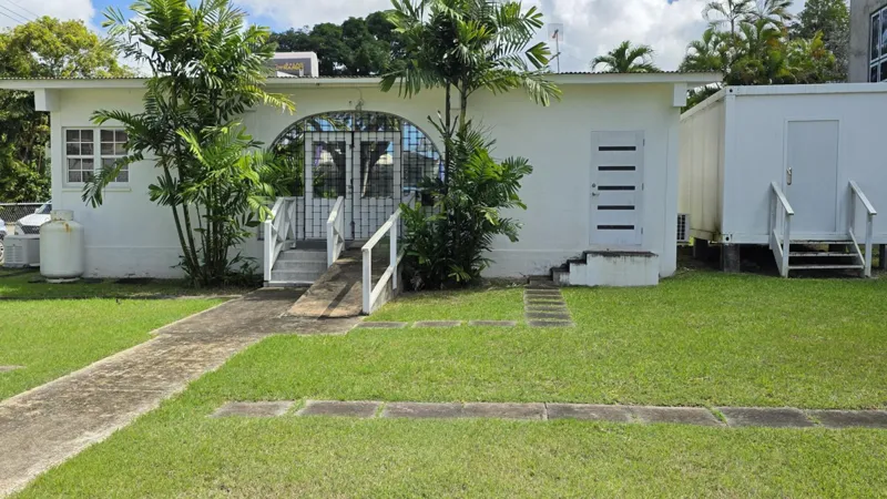 Sunset Crest | Charming Frangipani Bungalow