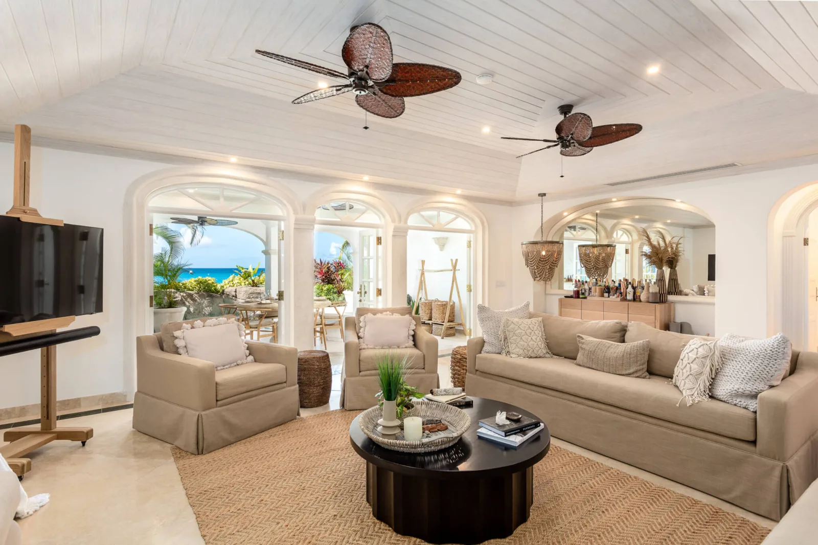 The Palms Old Trees - Paynes Bay Beach, 3-bedroom apartment for rent in St James, Barbados