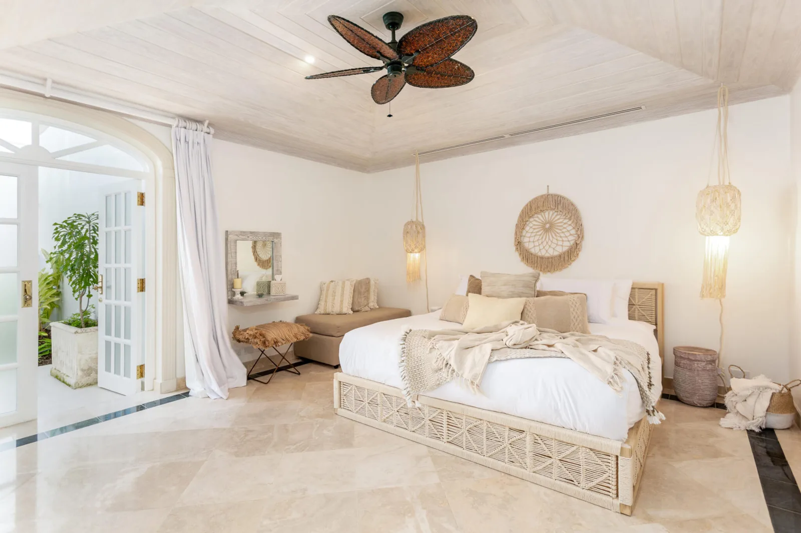 The Palms Old Trees - Paynes Bay Beach, 3-bedroom apartment for rent in St James, Barbados - photograph 10