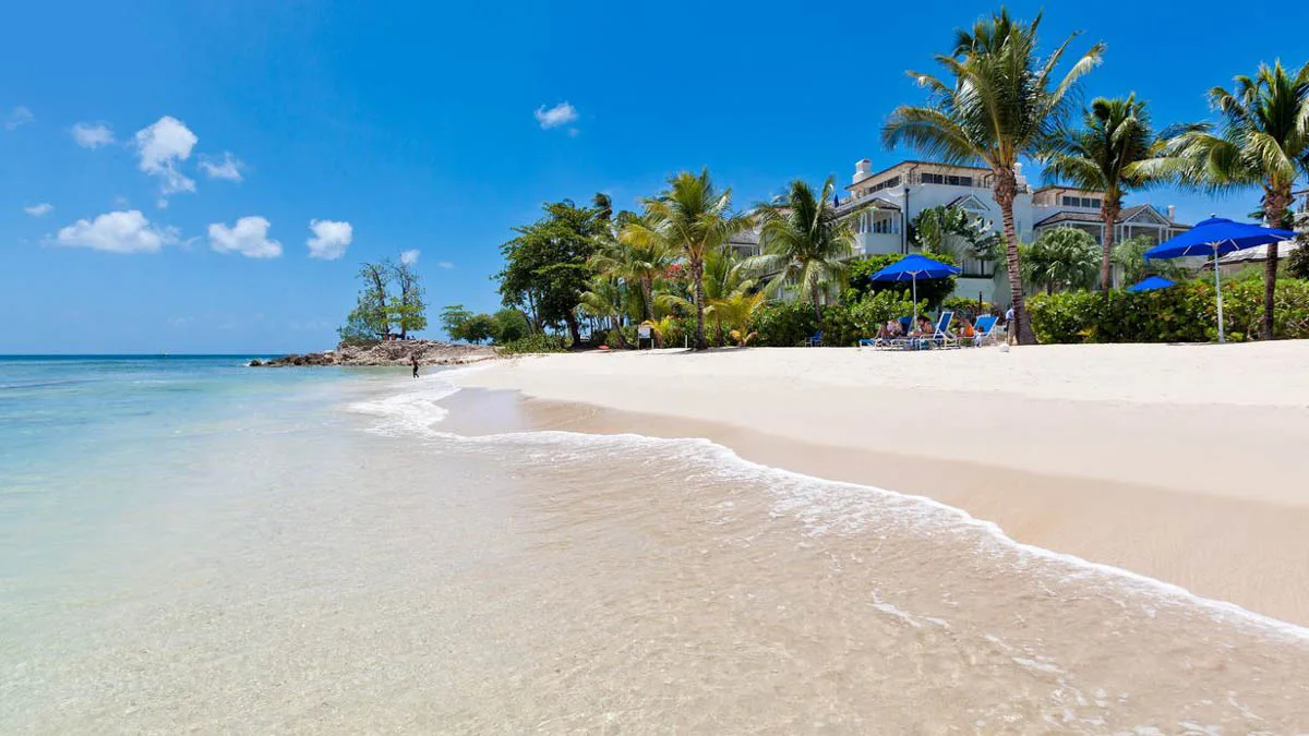 Schooner Bay | Penthouse 303 - Effortless Beachfront Luxury, 3-bedroom apartment for sale in St Peter, Barbados - photograph 25