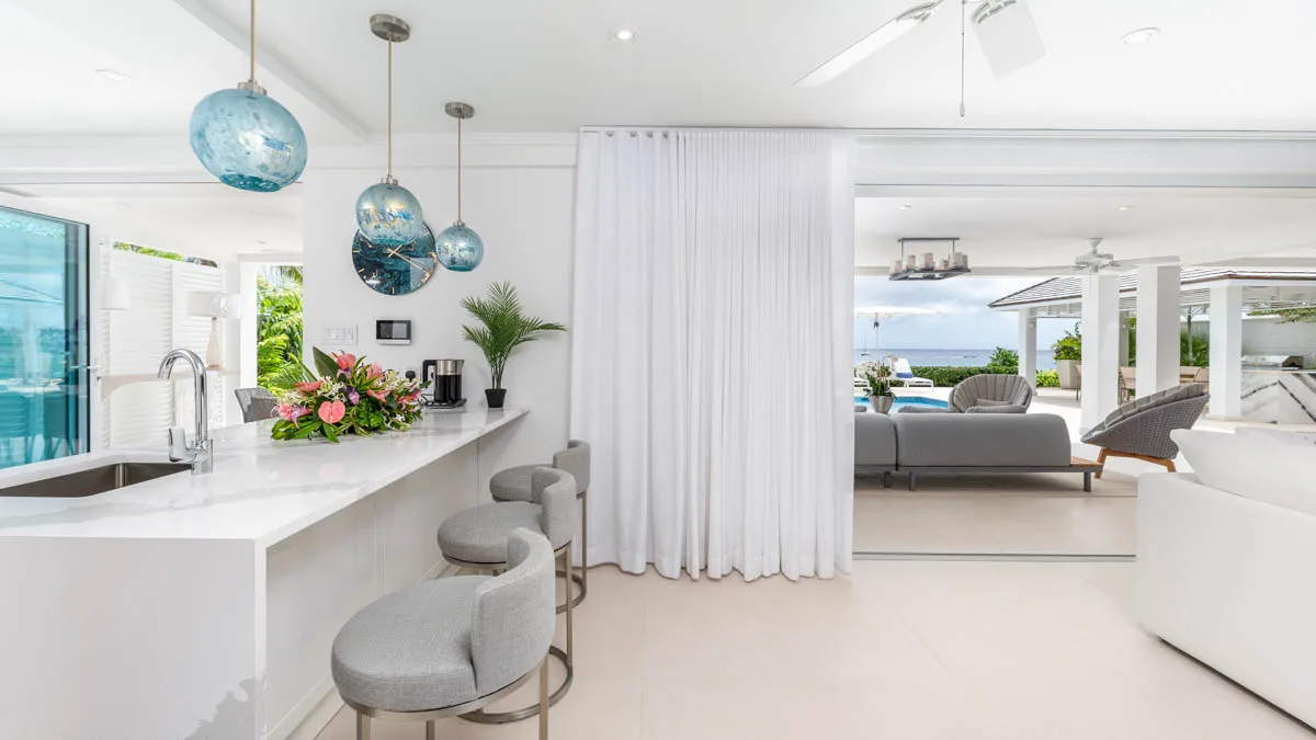 Blue Oyster | Elegant Beachfront Villa, 5-bedroom villa for sale in St James, Barbados - photograph 8
