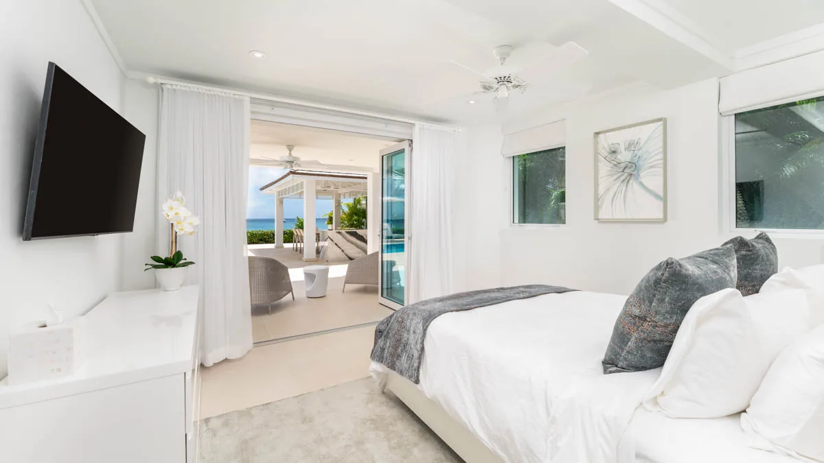 Blue Oyster | Elegant Beachfront Villa, 5-bedroom villa for sale in St James, Barbados - photograph 20
