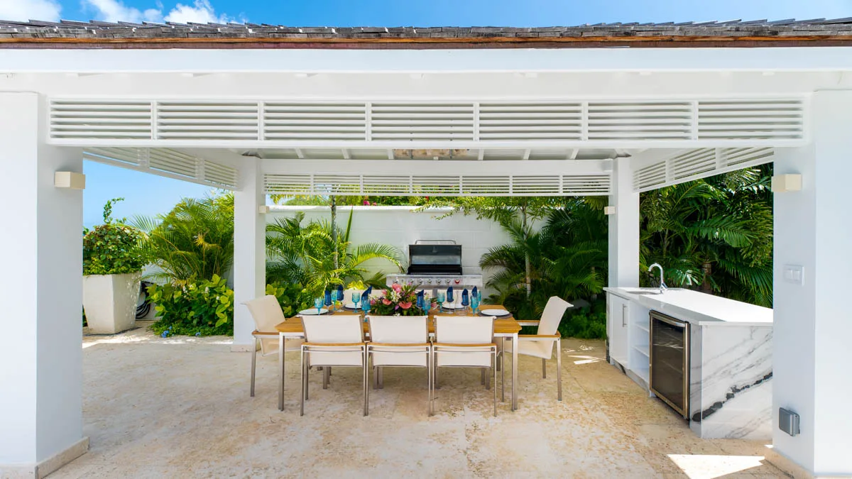 Blue Oyster | Elegant Beachfront Villa, 5-bedroom villa for sale in St James, Barbados - photograph 23