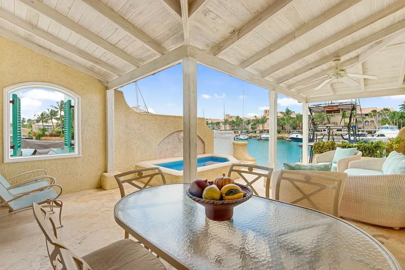 Port St. Charles No 118 - Lagoon Villa