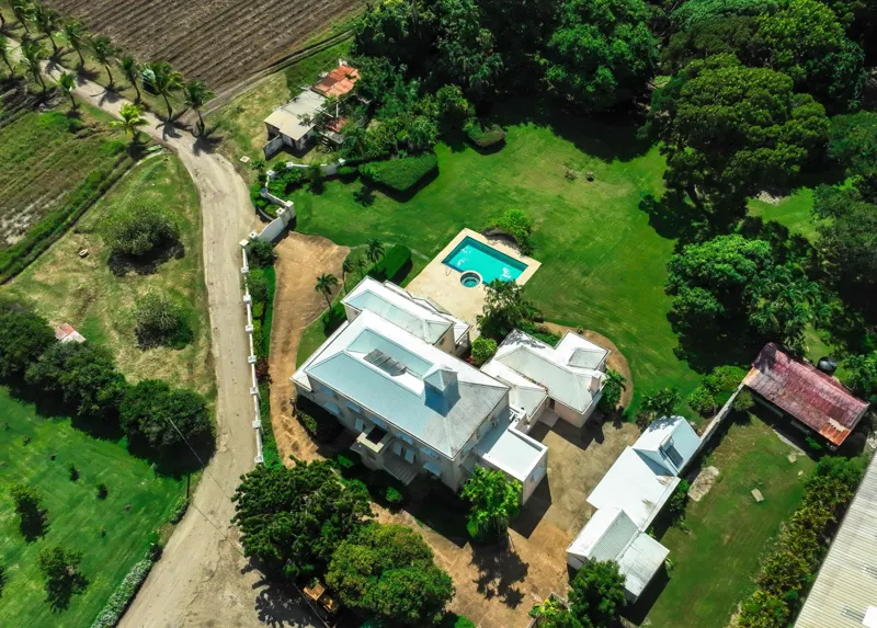 The Valley Great House | Historic Country Elegance