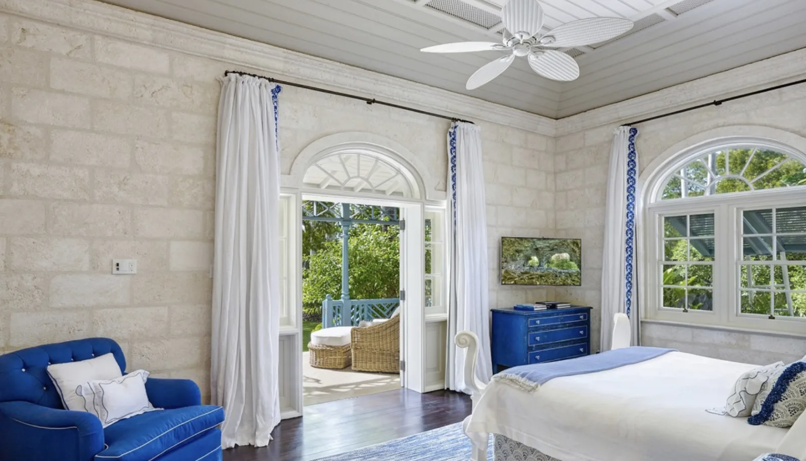 Laughing Waters - Sandy Lane, 12-bedroom villa for rent in St James, Barbados - photograph 5