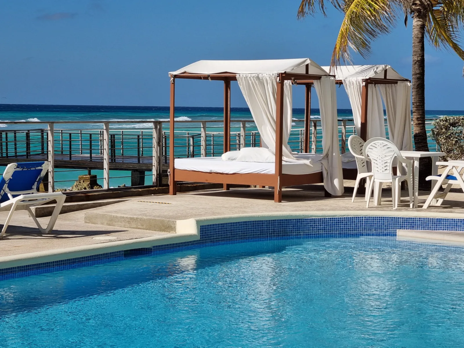 St Lawrence Beach Condos | Unit 2 - Stylish Beachfront Duplex, 2-bedroom apartment for sale in Christ Church, Barbados - photograph 4