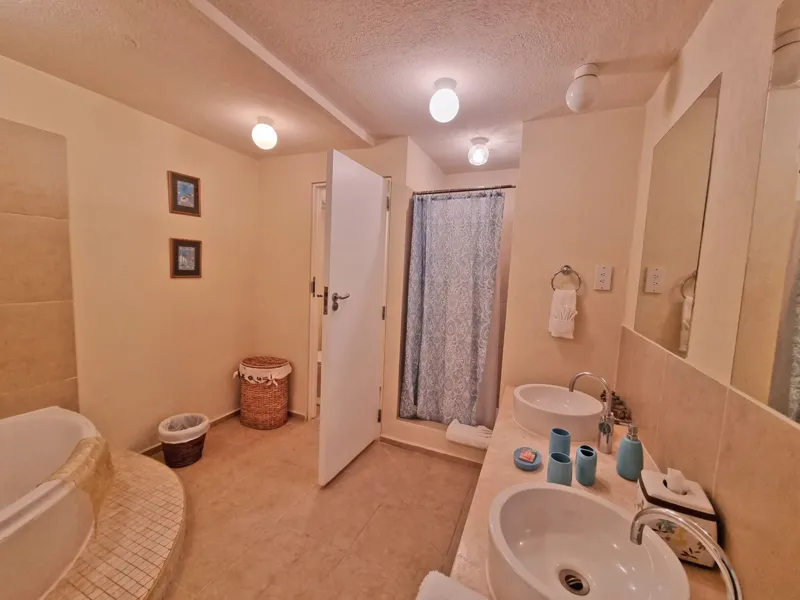 St Lawrence Beach Condos - Unit 2, photograph 8