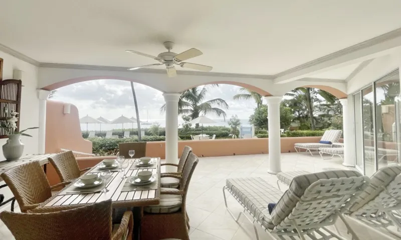 Villas on The Beach No. 103