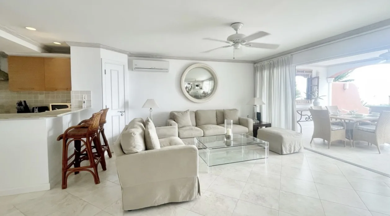 Villas on The Beach No. 103, 2-bedroom apartment for rent in St James, Barbados - photograph 4