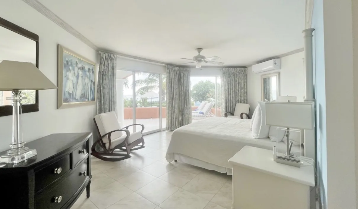 Villas on The Beach No. 103, 2-bedroom apartment for rent in St James, Barbados - photograph 6