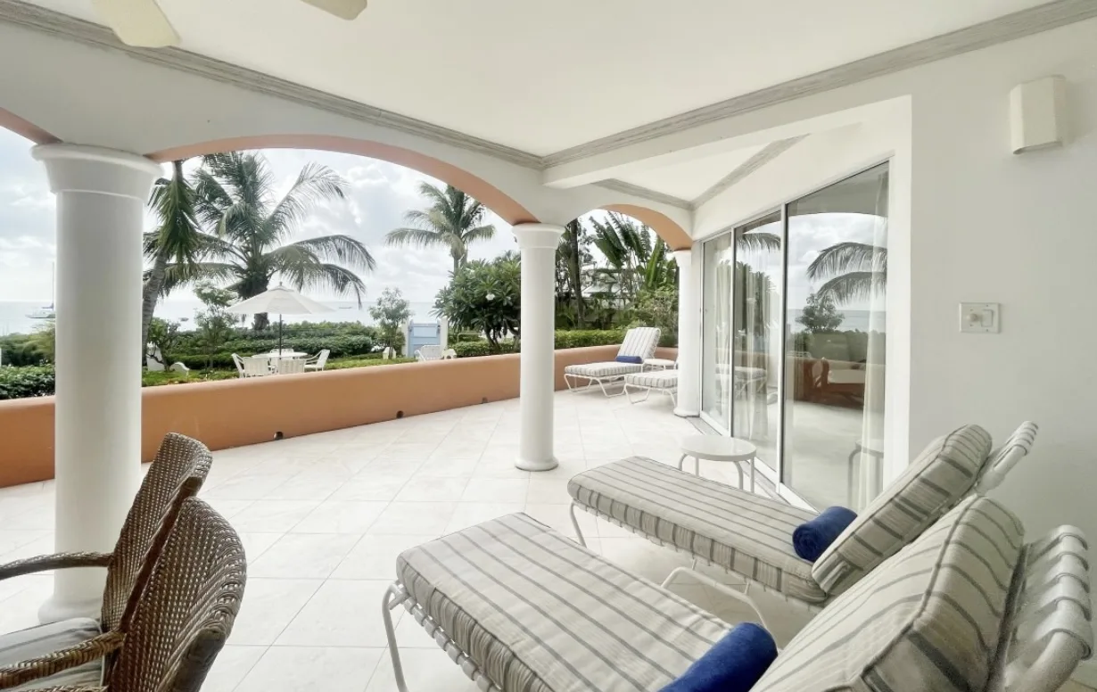 Villas on The Beach No. 103, 2-bedroom apartment for rent in St James, Barbados - photograph 14