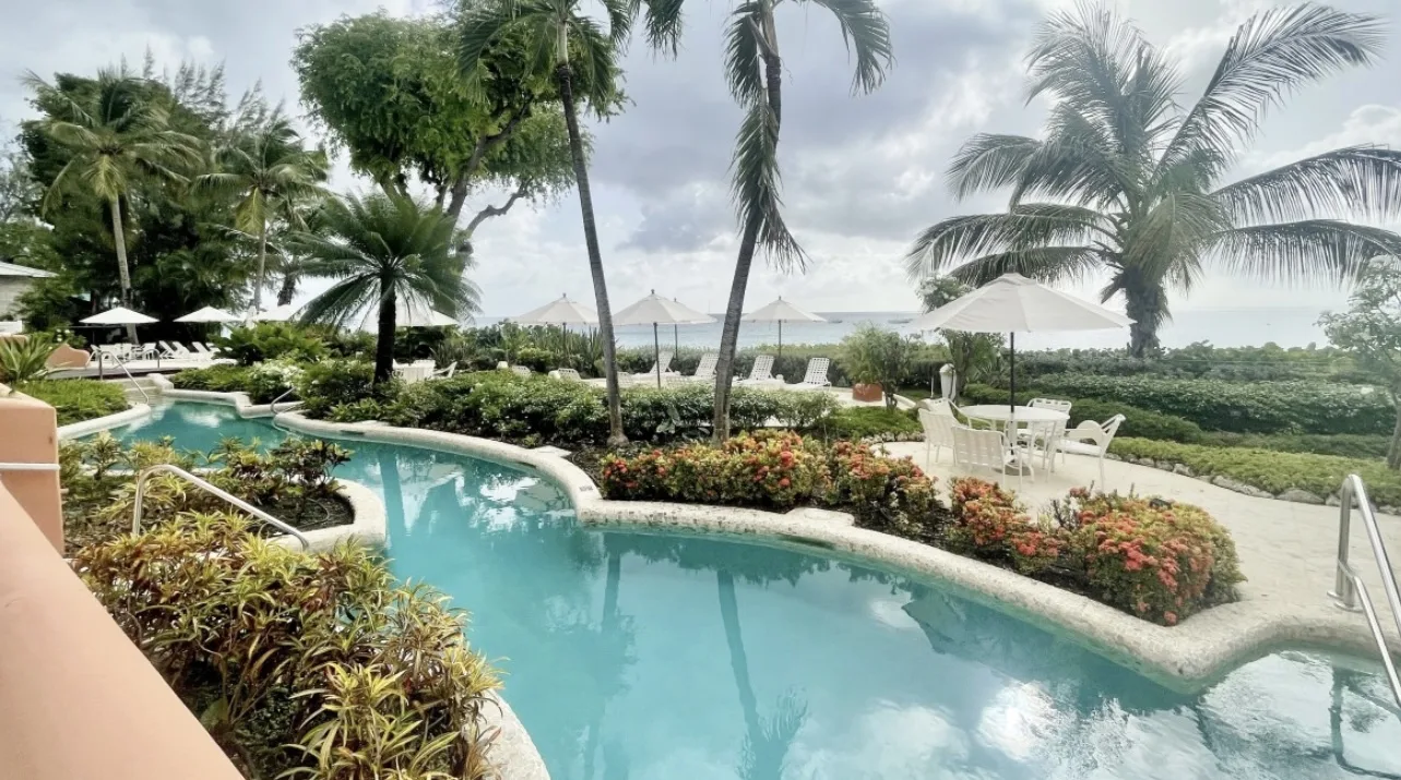 Villas on The Beach No. 103, 2-bedroom apartment for rent in St James, Barbados - photograph 17