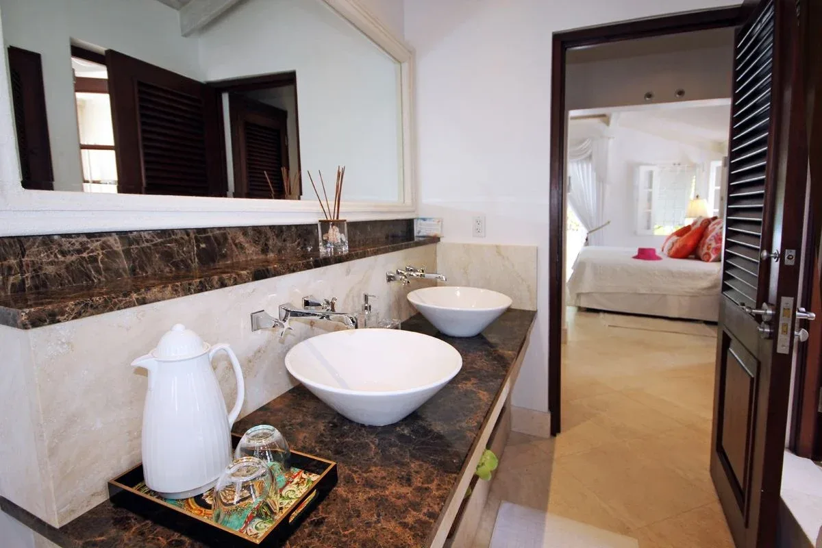 Harmony House - Gibbs Beach, 3-bedroom villa for rent in St Peter, Barbados - photograph 3