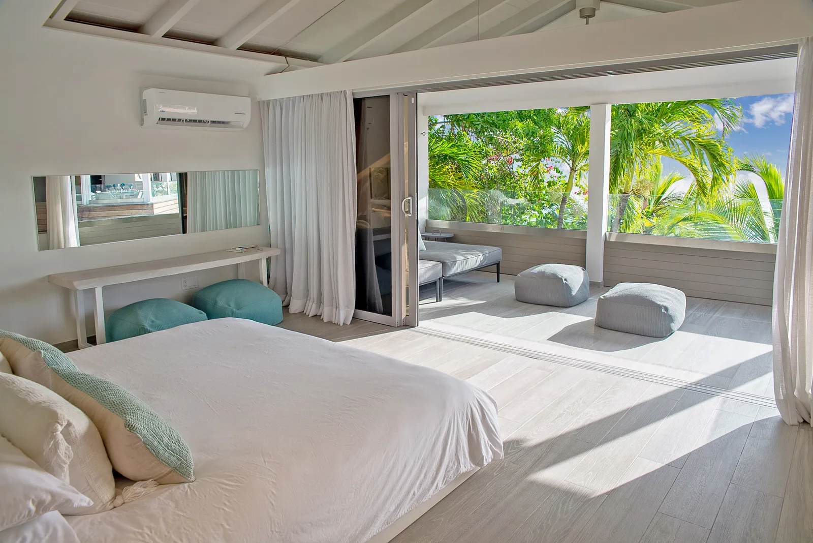 Portobello Villa - Batts Rock, 5-bedroom villa for rent in St James, Barbados - photograph 11