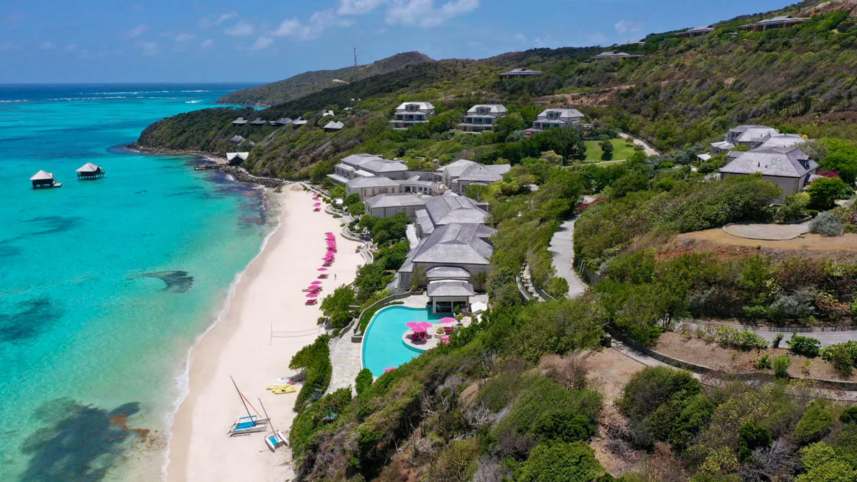 Mandarin Oriental Canouan | Lagoon Villa - Ocean View Luxury Residence in St Vincent & The Grenadines, 4-bedroom villa for sale in Canouan, St Vincent & The Grenadines - photograph 4