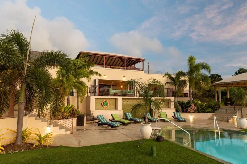 La Maison Michelle - Lancaster Ridge, 7-bedroom villa for rent in St James, Barbados - photograph 3