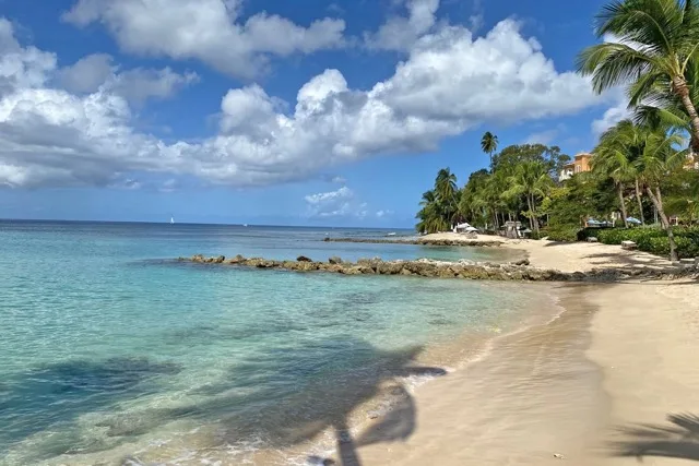 Coral Beach 101 - Little Battaleys, 2-bedroom apartment for rent in St Peter, Barbados - photograph 2