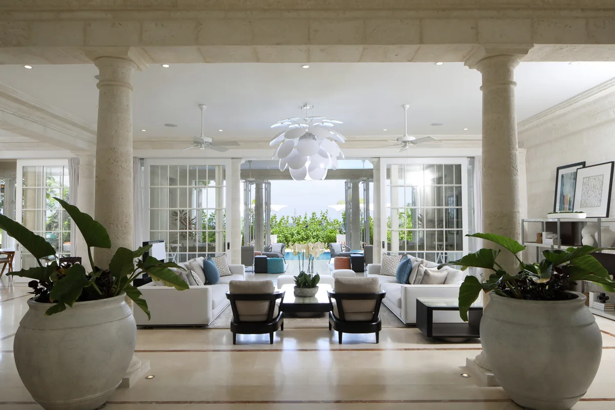 Kiko Villa - Paynes Bay, 9-bedroom villa for rent in St James, Barbados - photograph 2