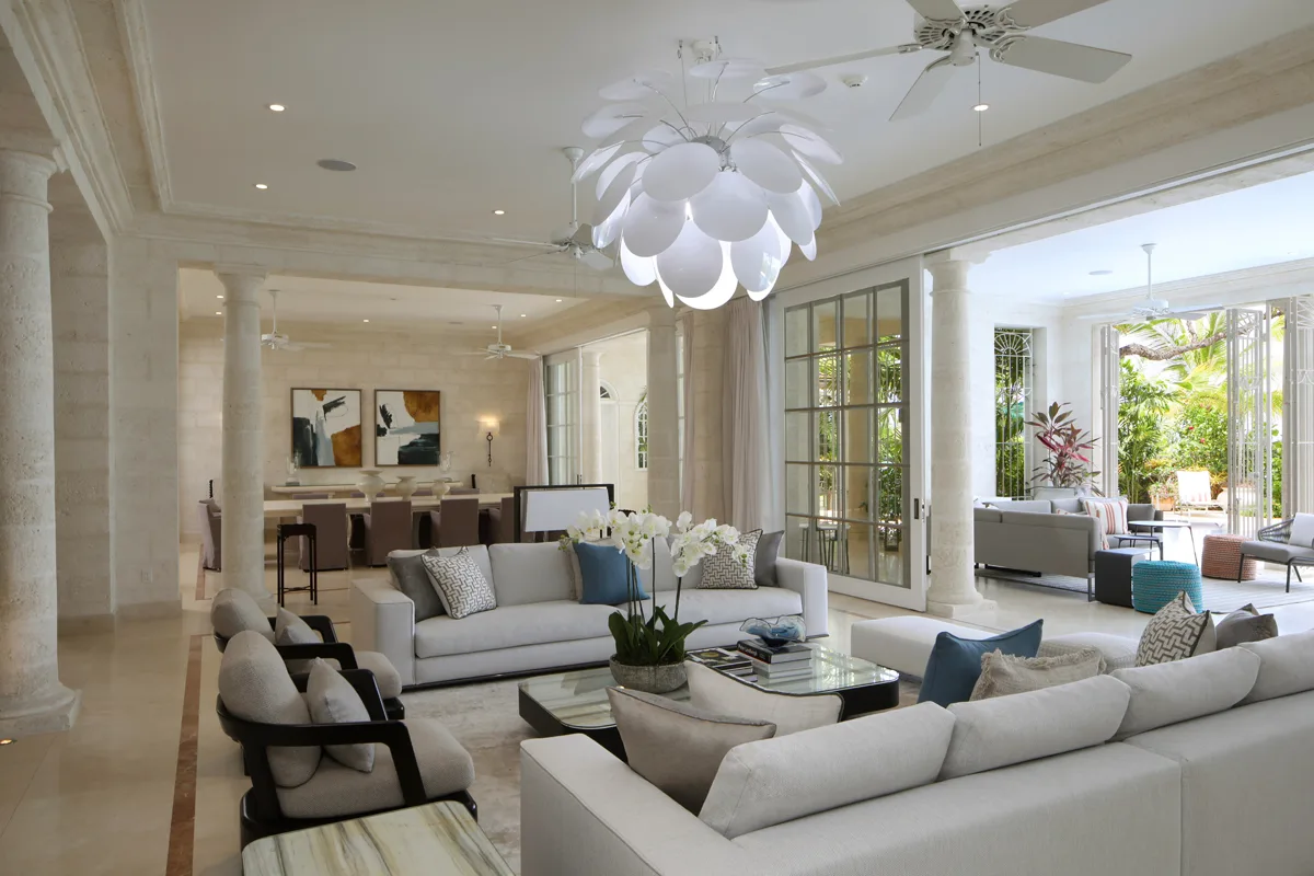 Kiko Villa - Paynes Bay, 9-bedroom villa for rent in St James, Barbados - photograph 10
