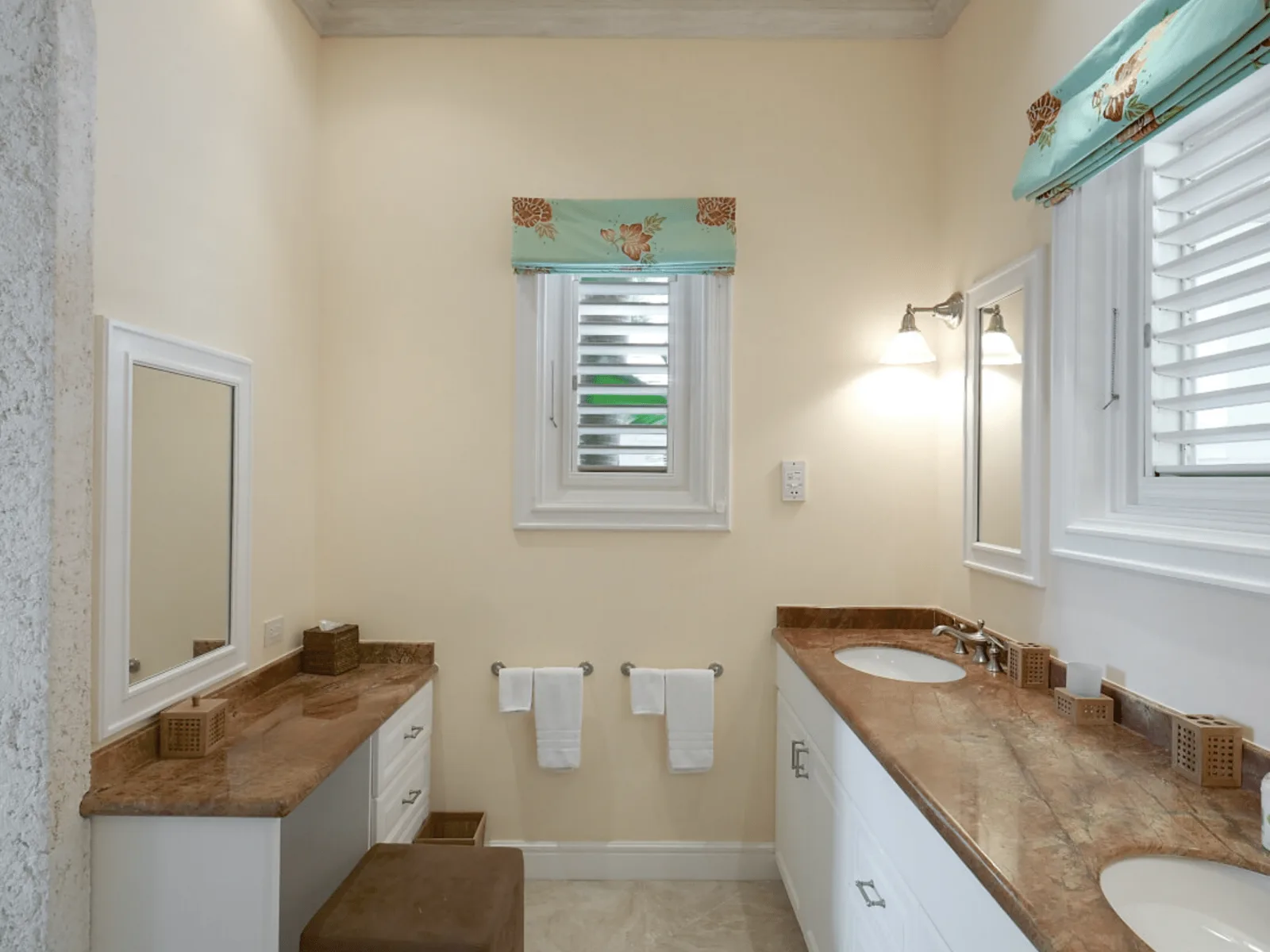 Tortuga Villa | Elegant Residence with a Sea View, 5-bedroom villa for rent in St James, Barbados - photograph 13