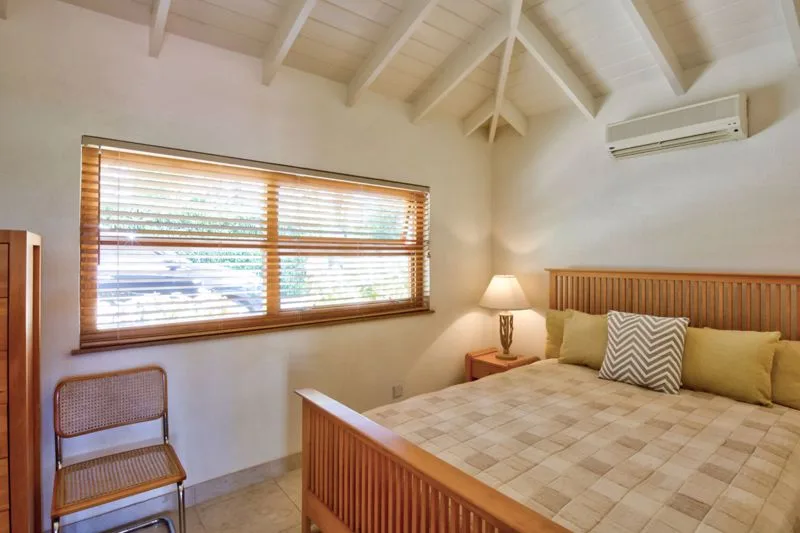 Thespina on the Beach, 4-bedroom villa for rent in St James, Barbados - photograph 22