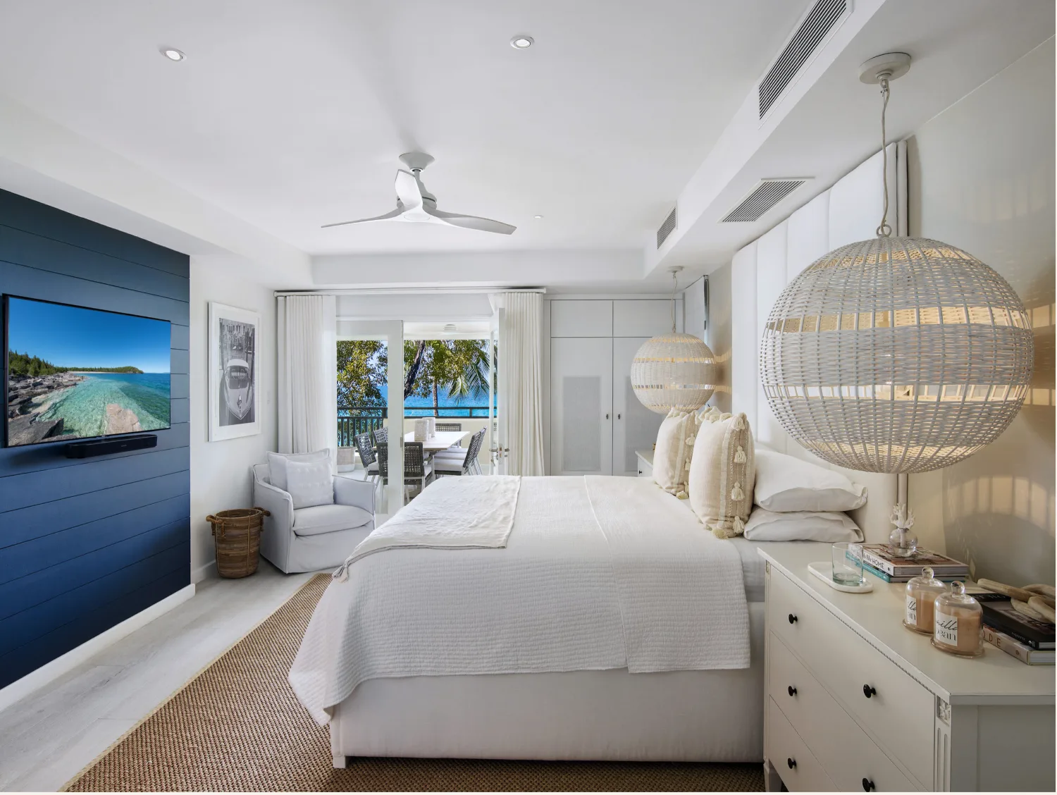 BEACHI, Coral Cove - Paynes Bay, 3-bedroom apartment for rent in St James, Barbados - photograph 8