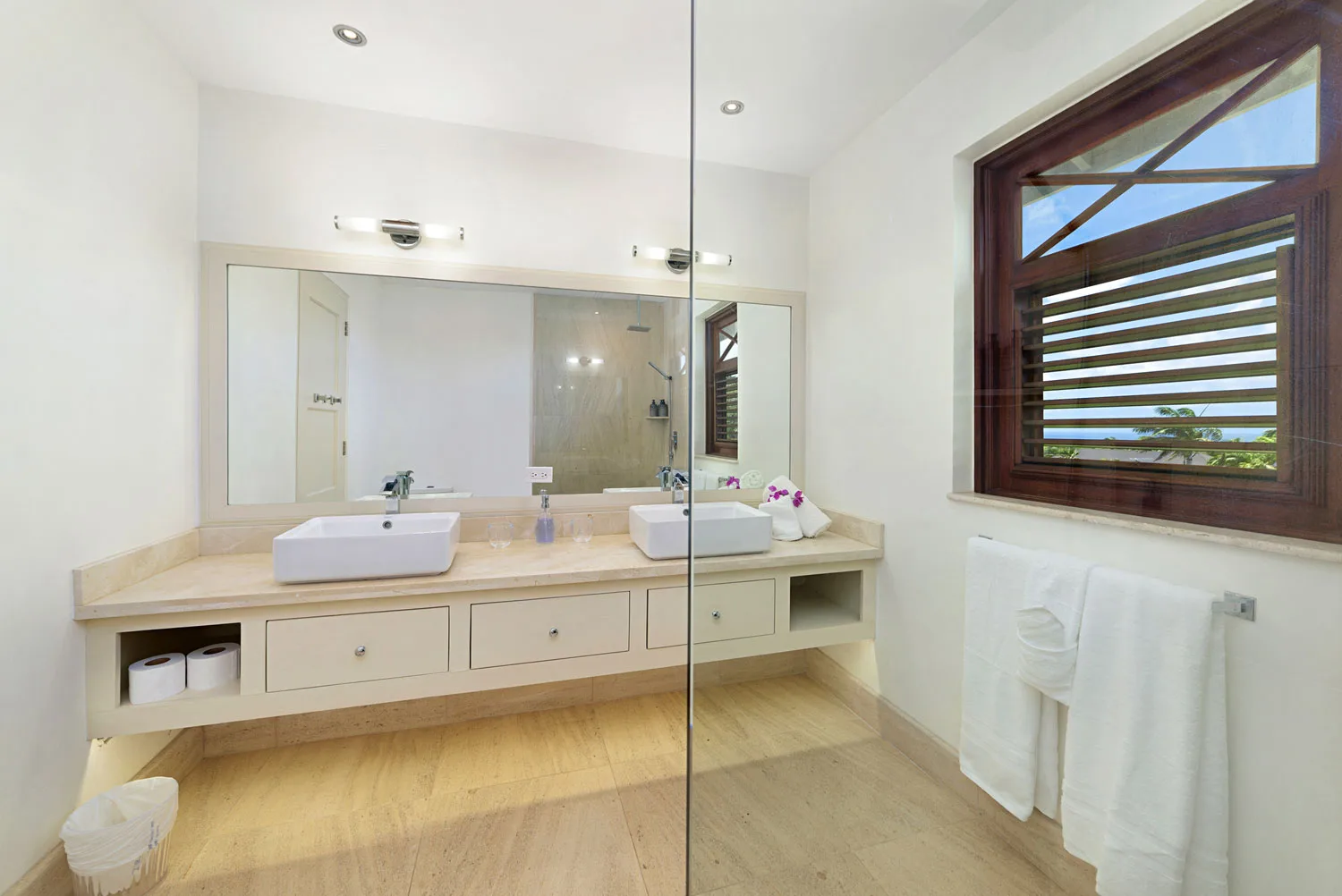 Infinity House, 8-bedroom villa for rent in St James, Barbados - photograph 4