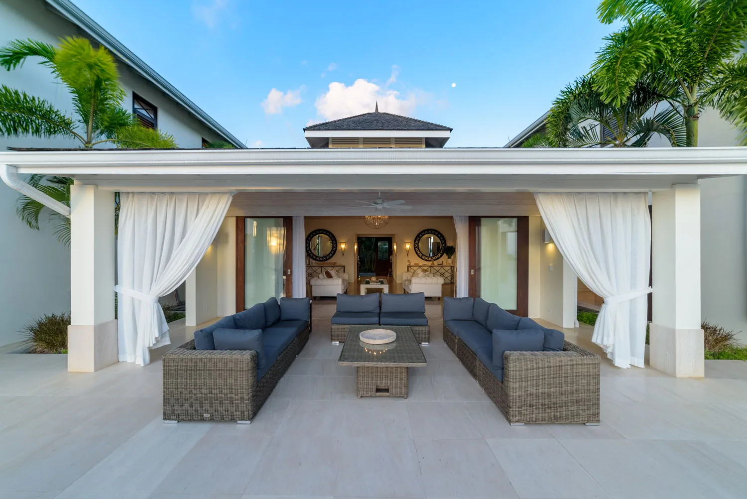 Infinity House, 8-bedroom villa for rent in St James, Barbados - photograph 19