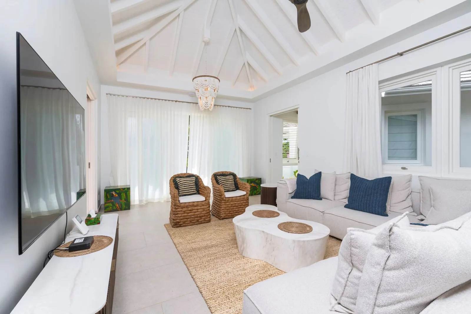 La Dolce Vita - Sandy Lane, 5-bedroom villa for rent in St James, Barbados - photograph 11