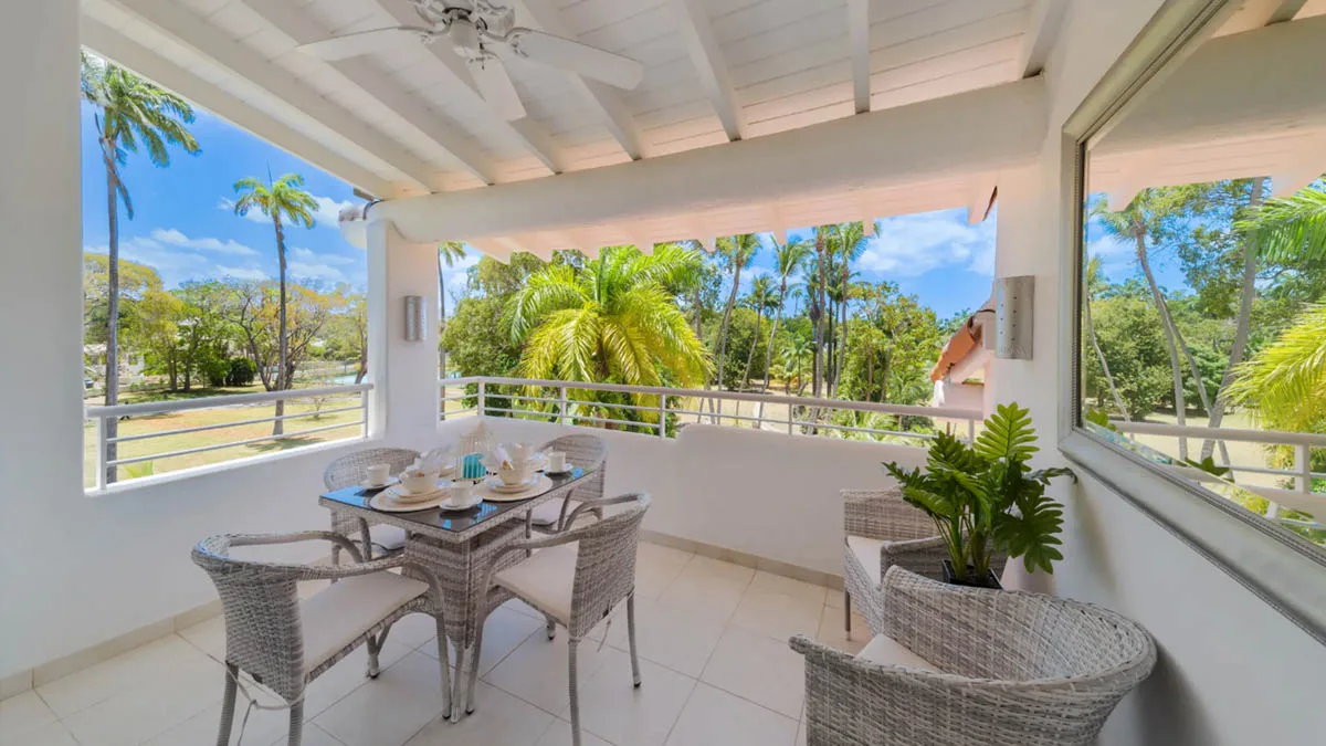 Glitter Bay 414 | Charming Penthouse with Ocean View, 1-bedroom apartment for sale in St James, Barbados - photograph 6