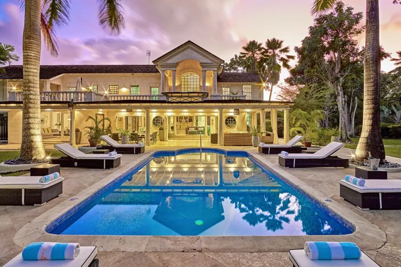 Amberley House - Sandy Lane