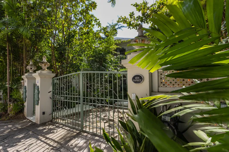 Mon Caprice - Sandy Lane