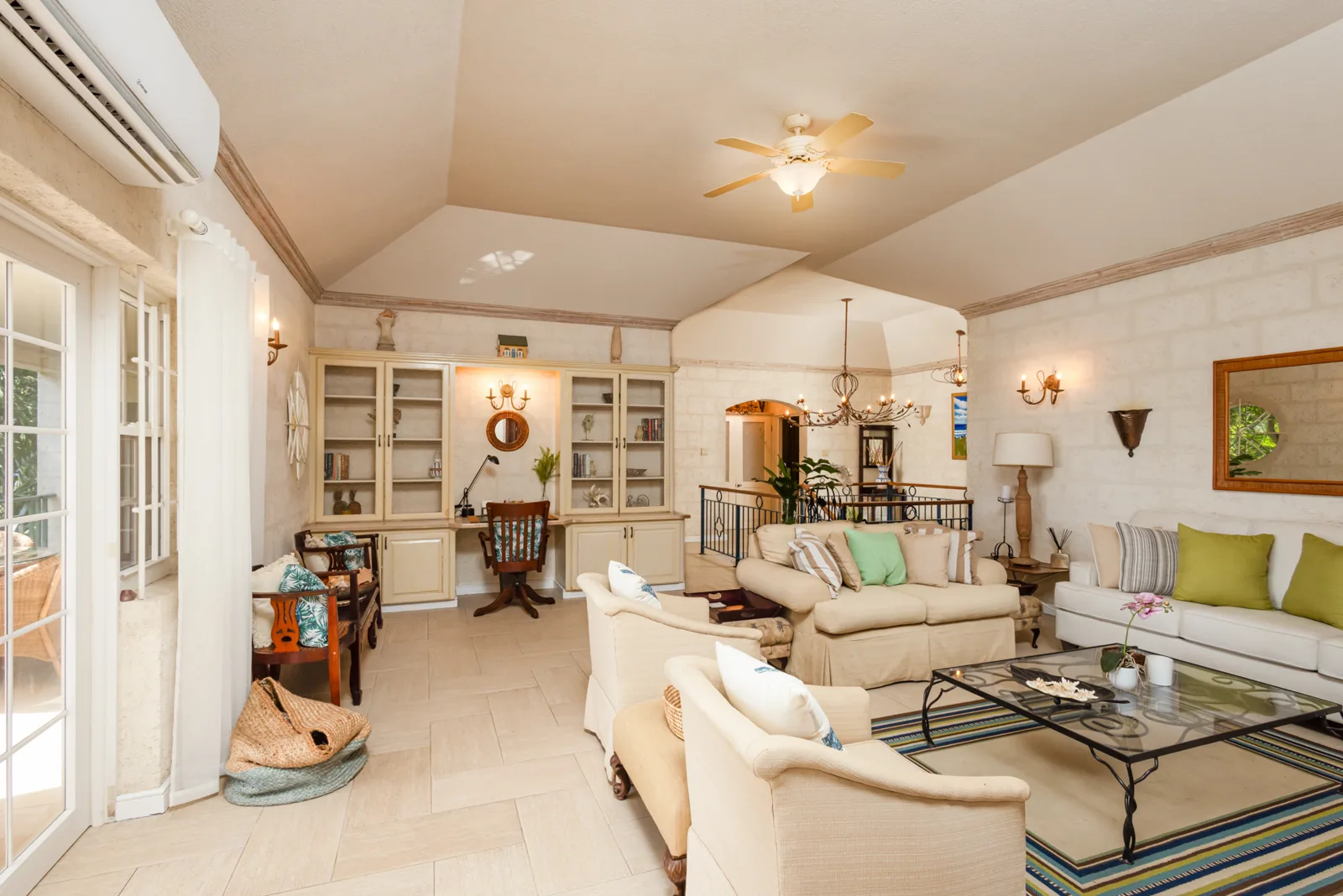 Mon Caprice - Sandy Lane, 5-bedroom villa for rent in St James, Barbados - photograph 3