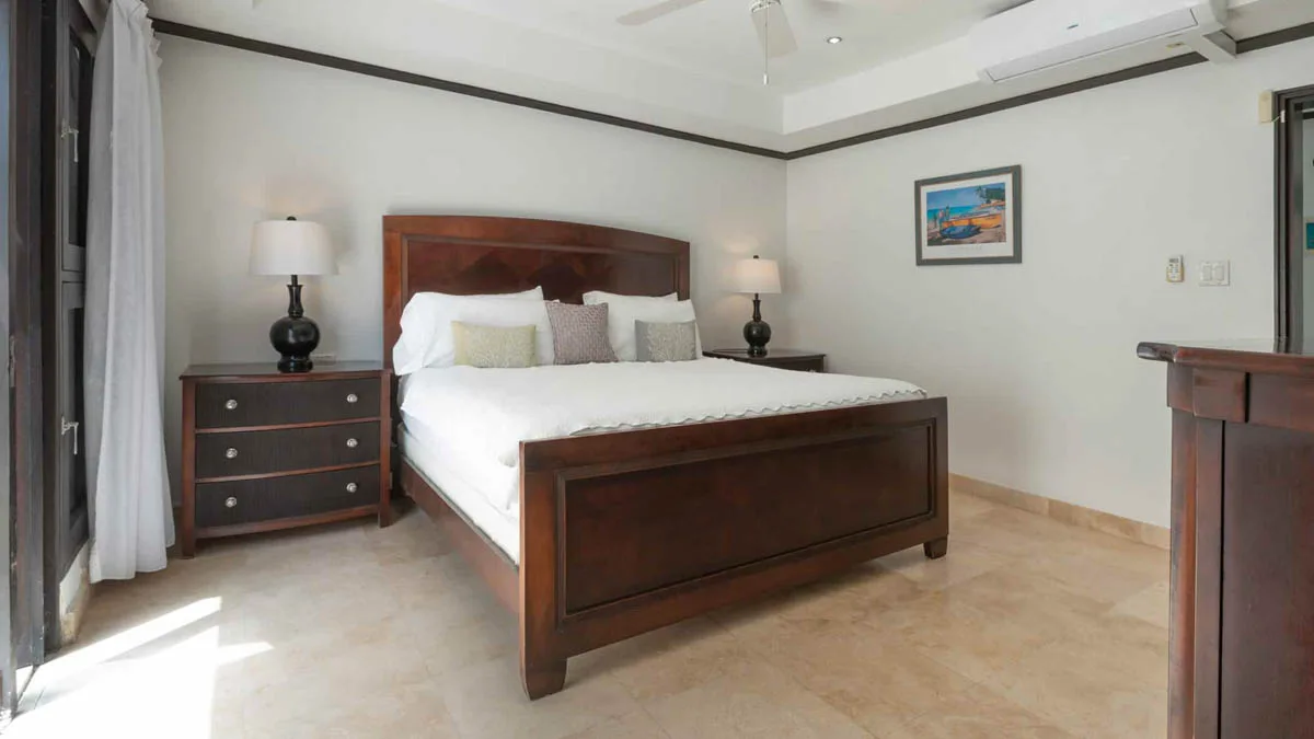 Coral Cove 1 | Beachfront Luxury Apartment in Paynes Bay, 2-bedroom apartment for sale in St James, Barbados - photograph 26