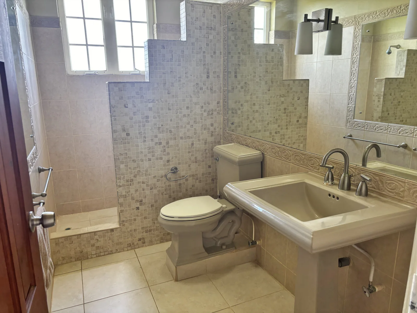 Locust Hall Heights No. 10, 5-bedroom villa for sale in St George, Barbados - photograph 12
