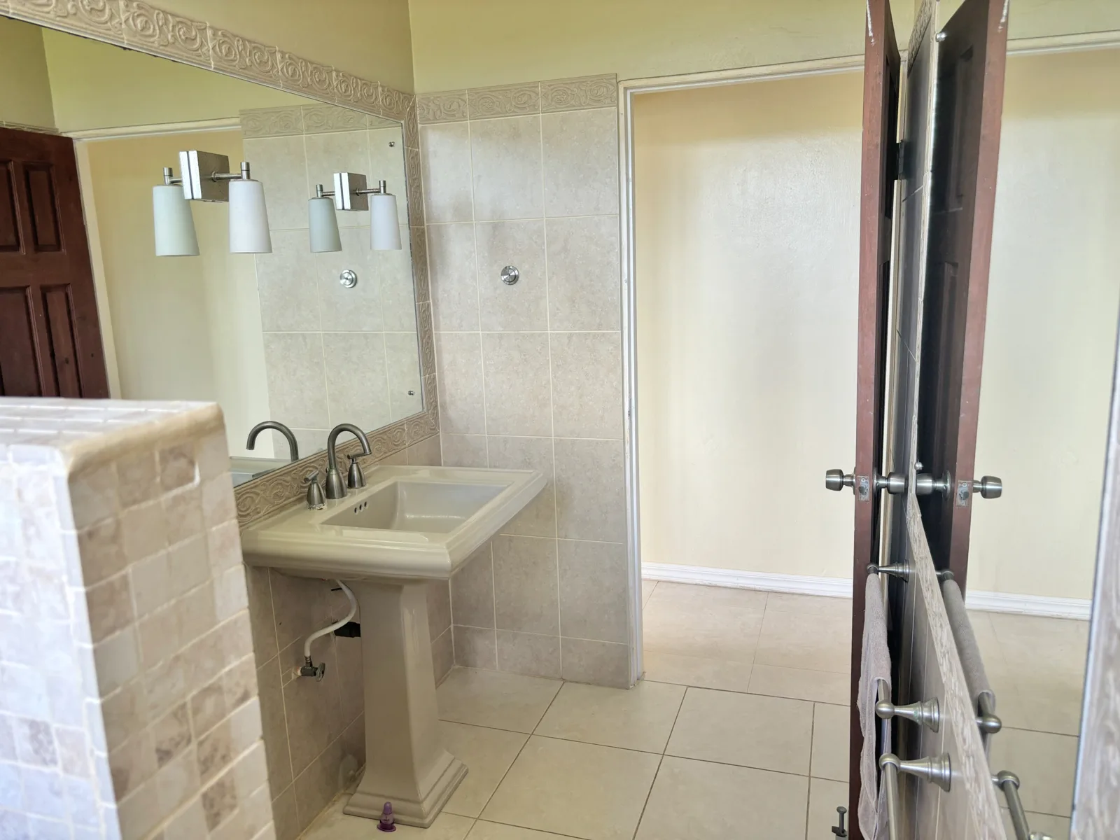 Locust Hall Heights No. 10, 5-bedroom villa for sale in St George, Barbados - photograph 11