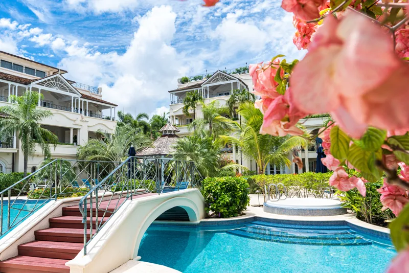 Beach Happy | Luxury Beachfront Haven