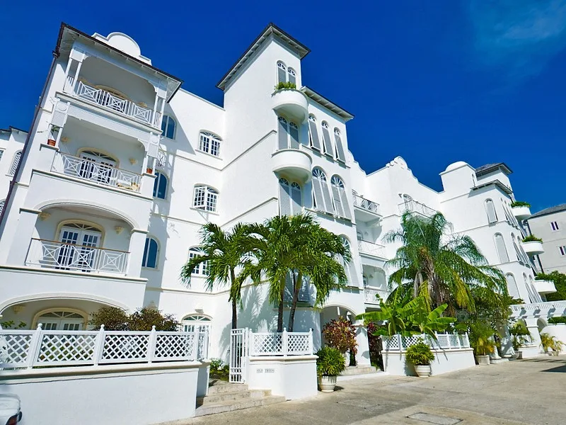 Hallidays, Old Trees - Paynes Bay Beach, 3-bedroom apartment for rent in St James, Barbados - photograph 26