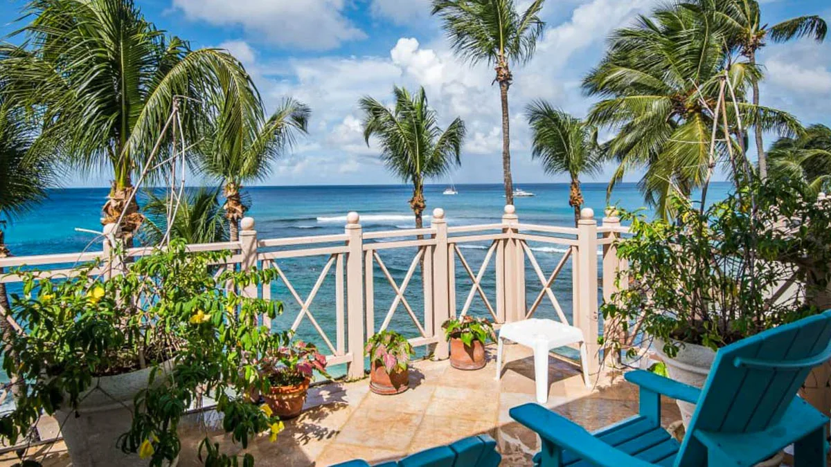 Reeds House Penthouse 11 | Luxury Beachfront Residence With A Rooftop Terrace, 3-bedroom apartment for sale in St James, Barbados - photograph 4