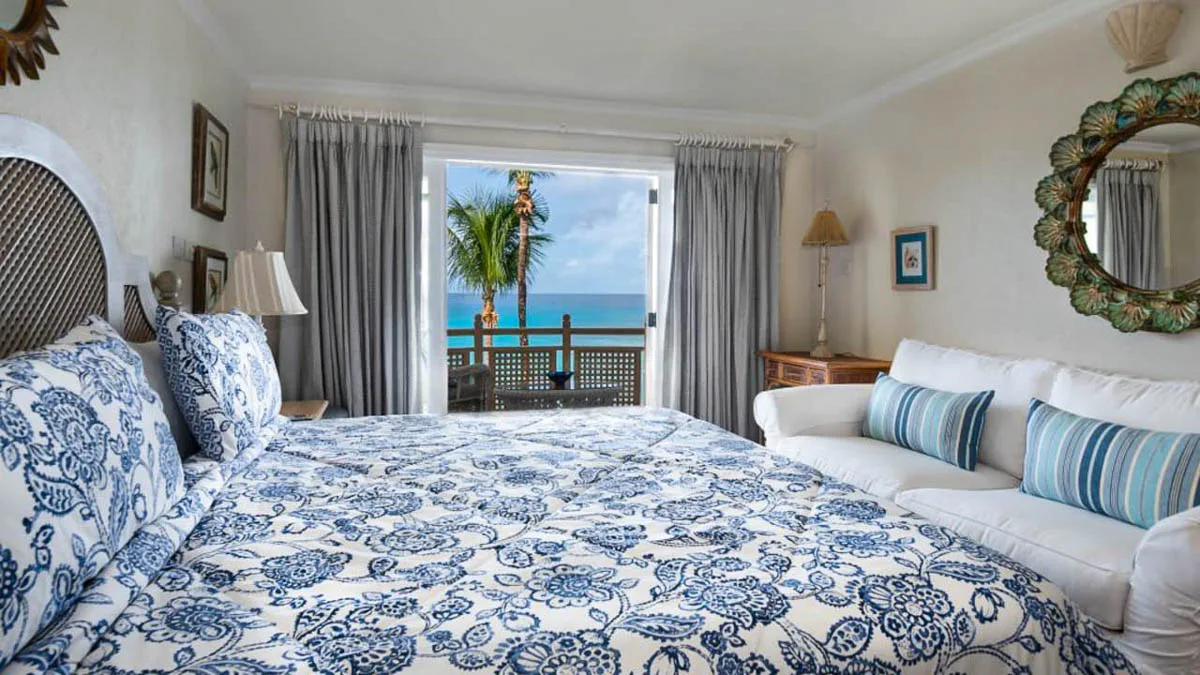 Reeds House Penthouse 11 | Luxury Beachfront Residence With A Rooftop Terrace, 3-bedroom apartment for sale in St James, Barbados - photograph 10