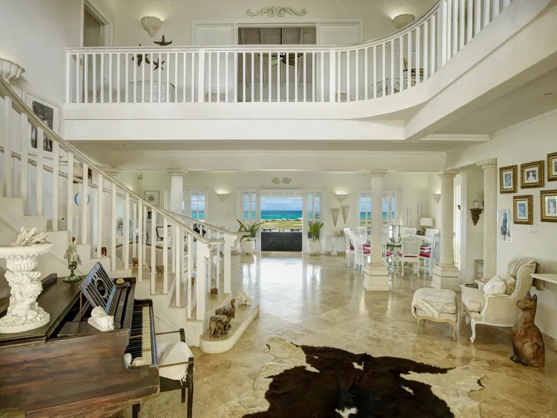 Larimar - Luxury Ocean Front Villa