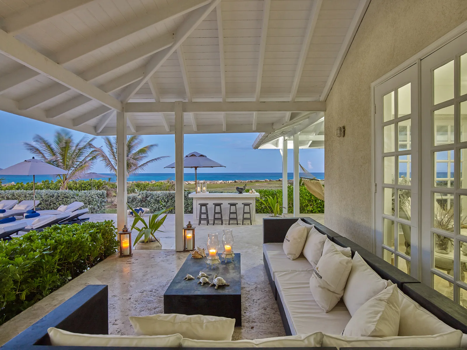 Larimar - Luxury Ocean Front Villa, 6-bedroom villa for rent in Saint Philip Parish, Barbados - photograph 13