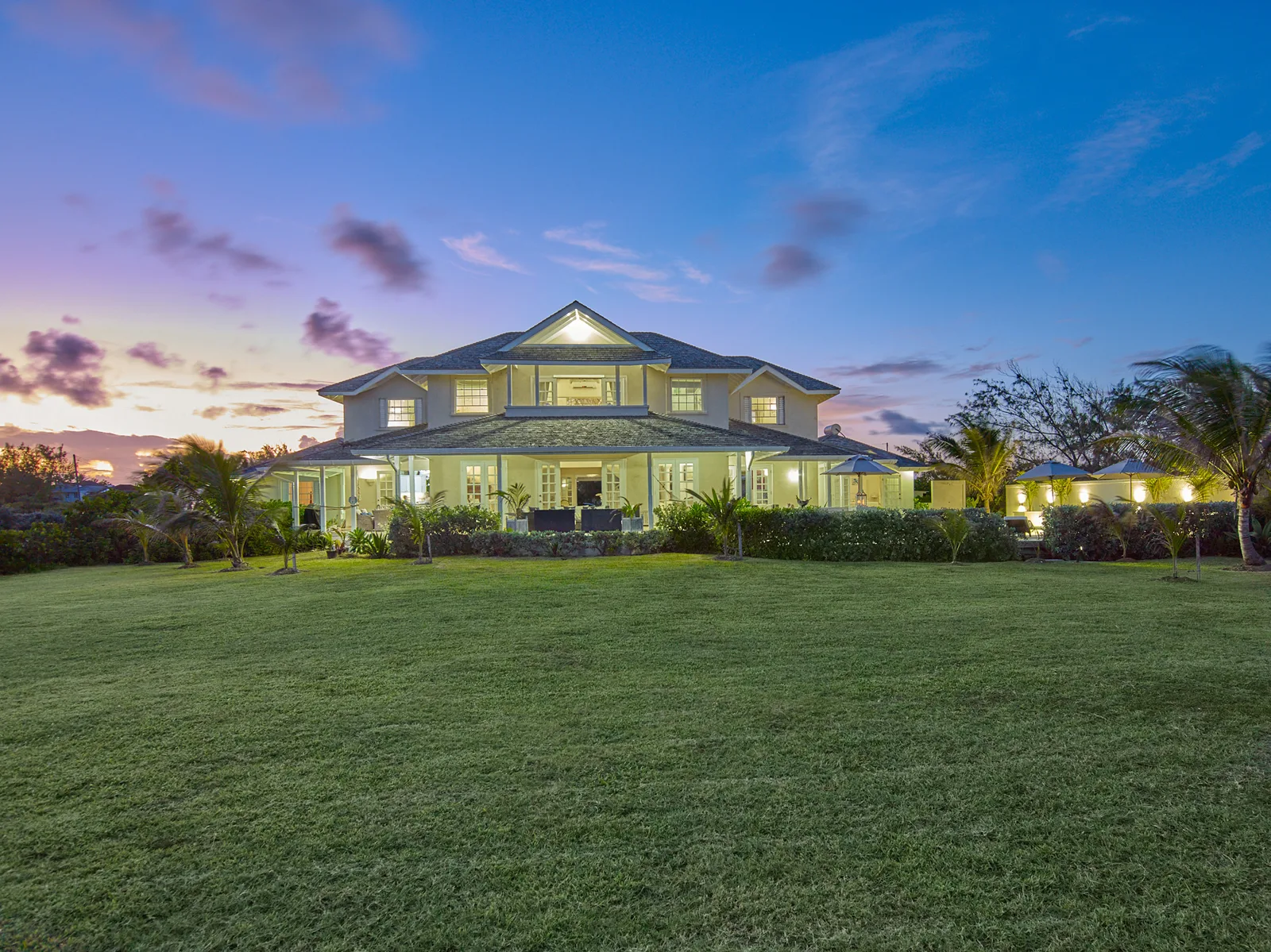 Larimar - Luxury Ocean Front Villa, 6-bedroom villa for rent in Saint Philip Parish, Barbados - photograph 14