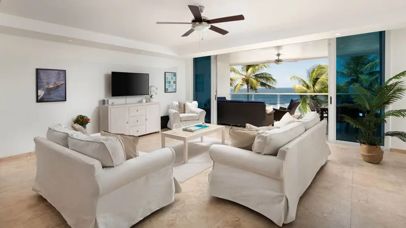 Ocean One 203, photograph 7