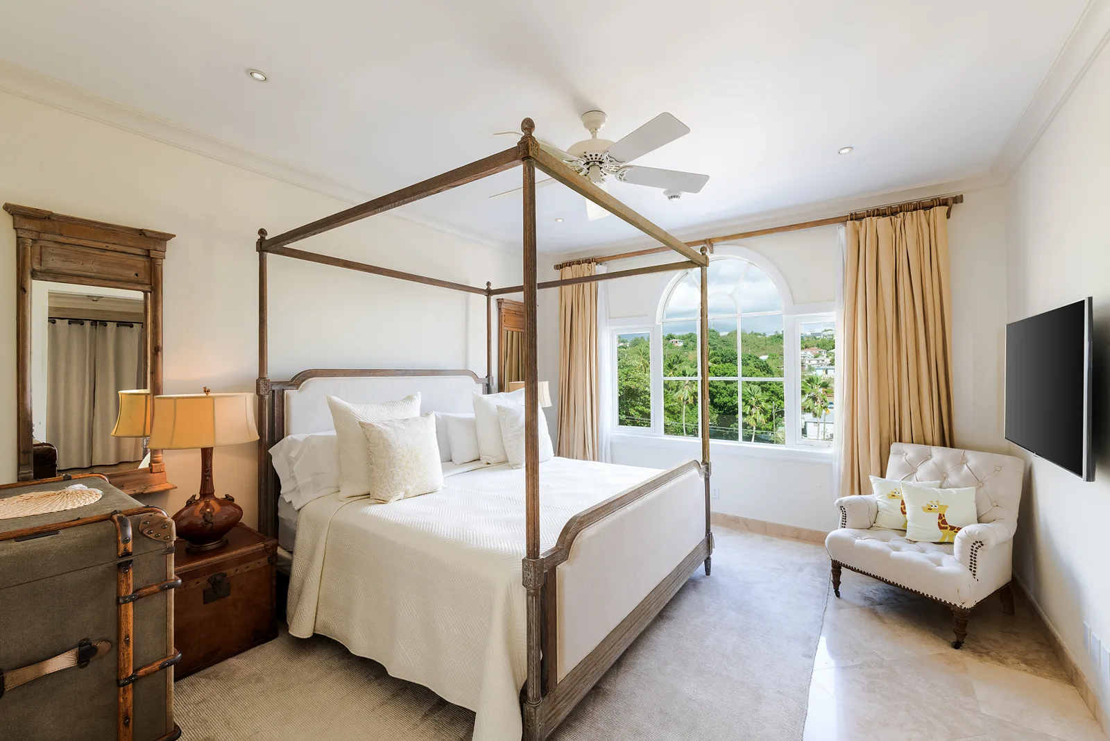 Penthouse 501 - Sandy Cove, 4-bedroom apartment for rent in St James, Barbados - photograph 8