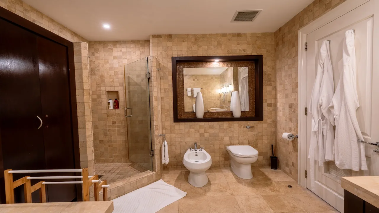 Sandy Cove 102 | Elegant Beachfront Residence, 3-bedroom apartment for sale in St James, Barbados - photograph 11