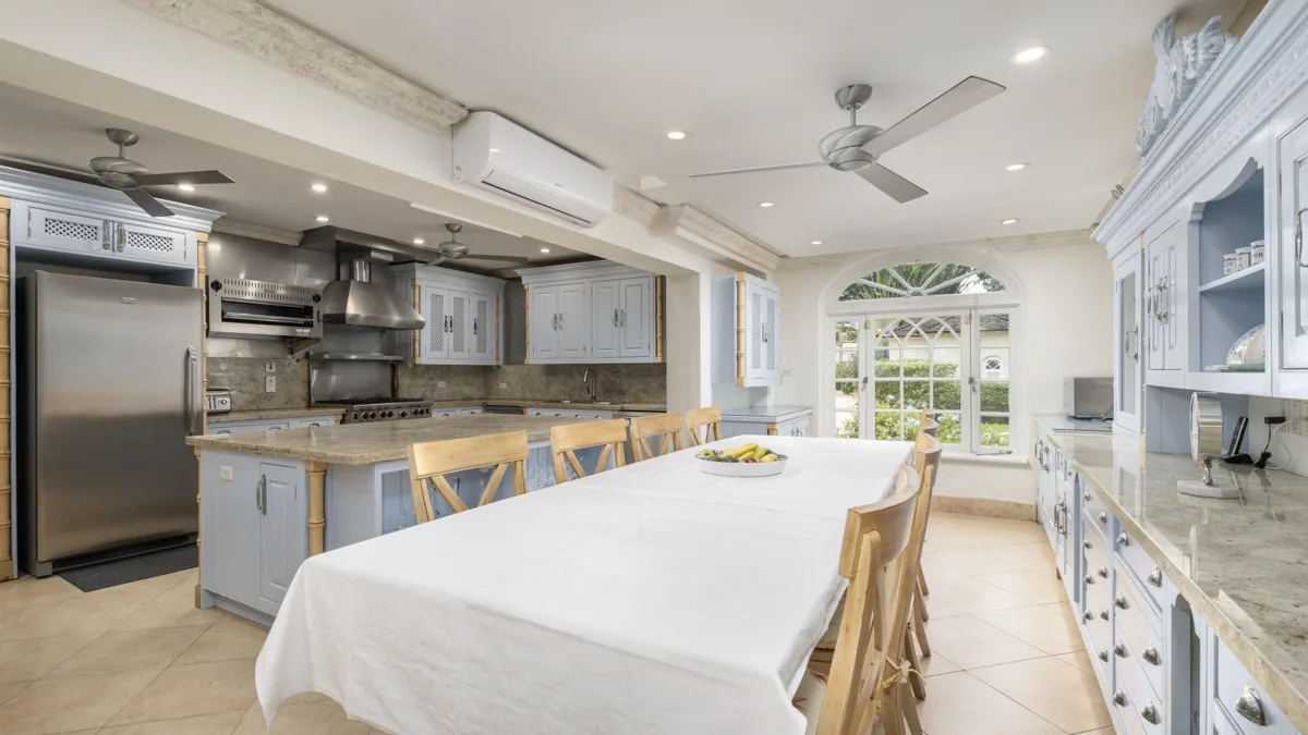 Sandalo | Caribbean Style Beachfront Villa, 5-bedroom villa for sale in St Peter, Barbados - photograph 11