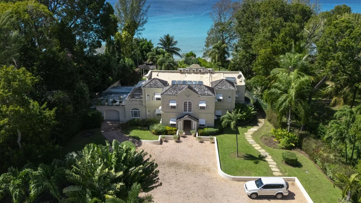 Sandalo | Caribbean Style Beachfront Villa, 5-bedroom villa for sale in St Peter, Barbados - photograph 18
